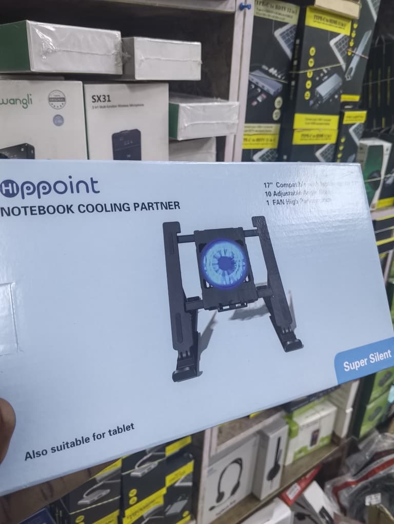 HiPPoint laptop stand with cooling fan