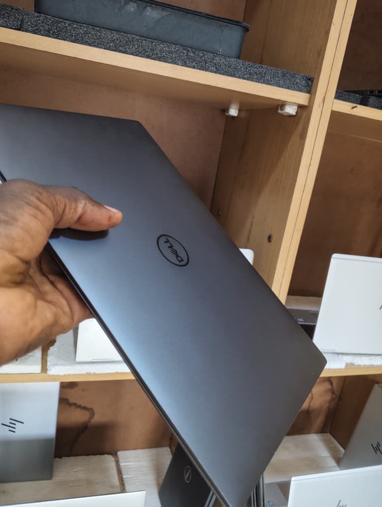 Dell Latitude XPS  Laptop