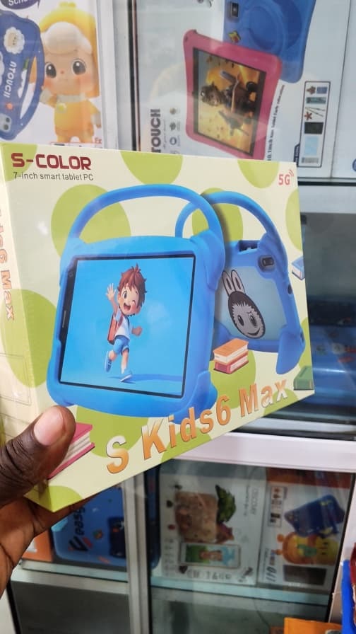 S-Colorb 7 inch screen, simless , 6g ram, 256g ROM , android os    